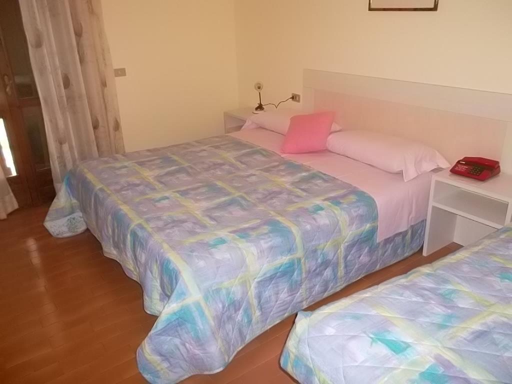 Hotel Residence La Rosa カスティオーネ・デッラ・プレゾラーナ エクステリア 写真